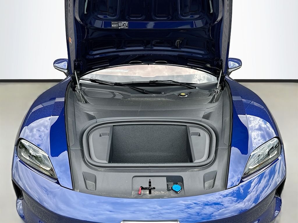 2026 Porsche Taycan Base - Photo 32