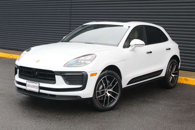 2026 Porsche Macan SUV 