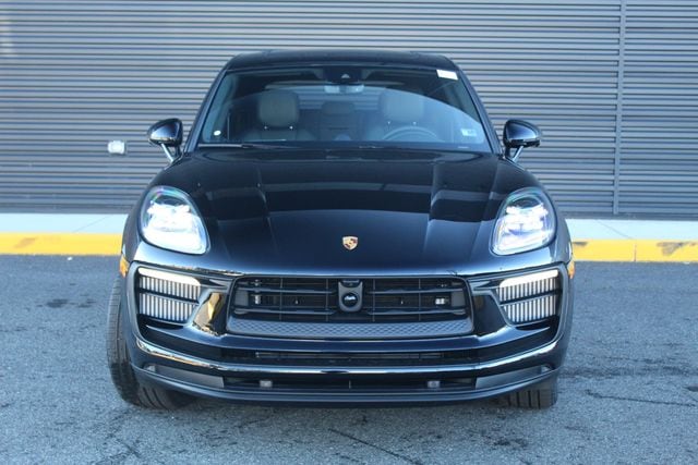 2026 Porsche Macan S - Photo 11