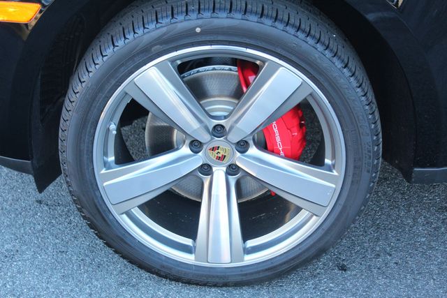 2026 Porsche Macan S - Photo 15