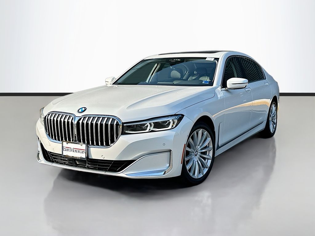 2022 BMW 7 Series 740i xDrive's photo