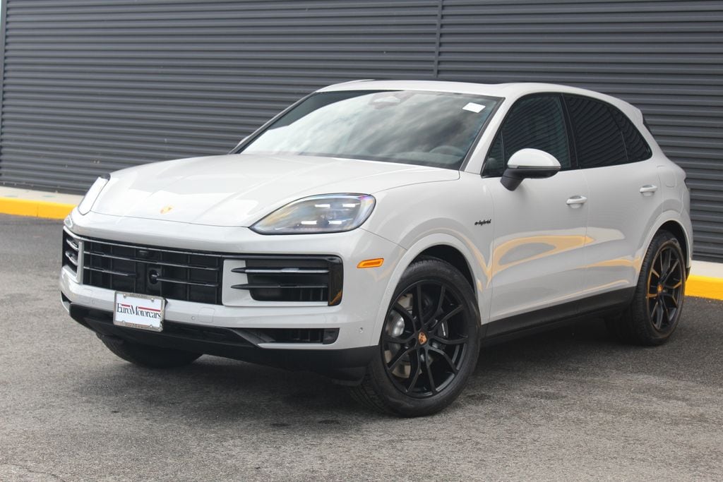 2026 Porsche Cayenne E-Hybrid SUV 