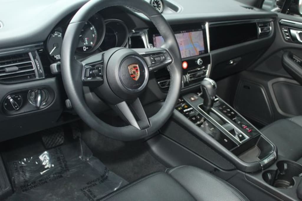 Certified 2025 Porsche Macan SUV
