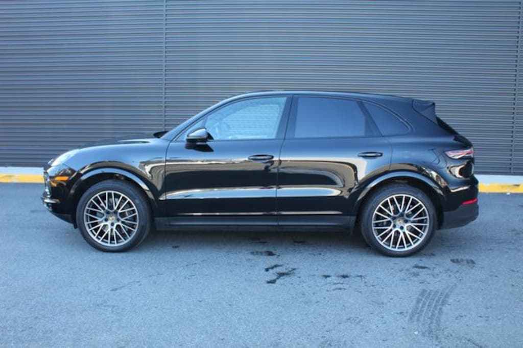 Certified 2023 Porsche Cayenne Platinum Edition SUV