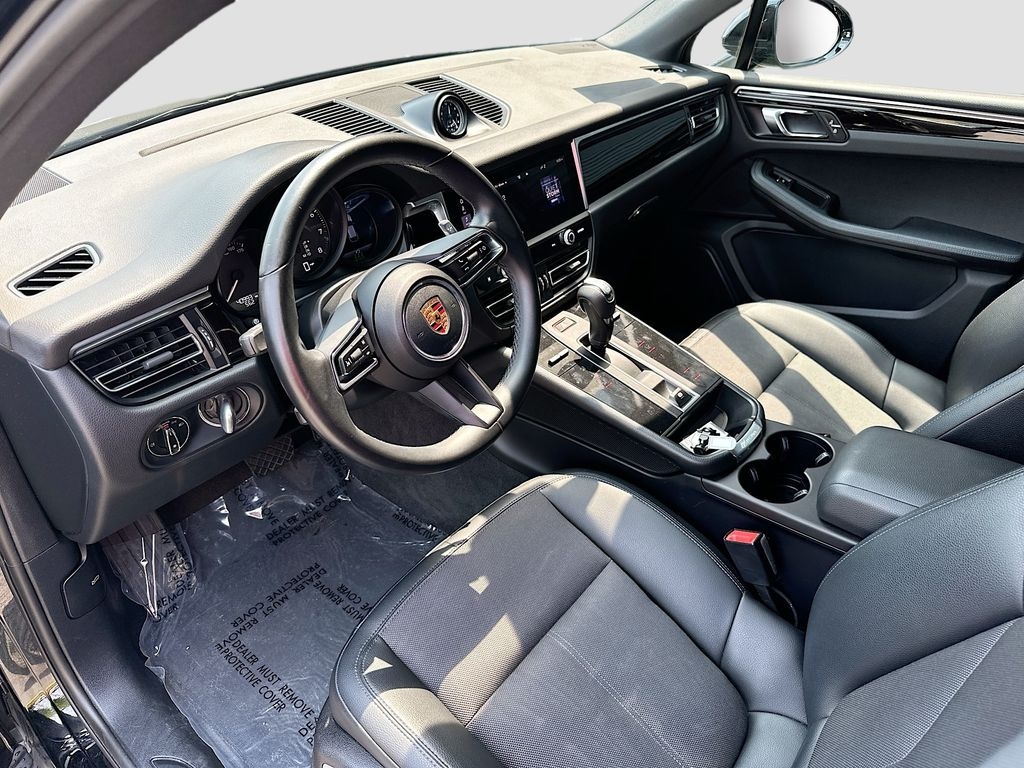 Used 2022 Porsche Macan SUV