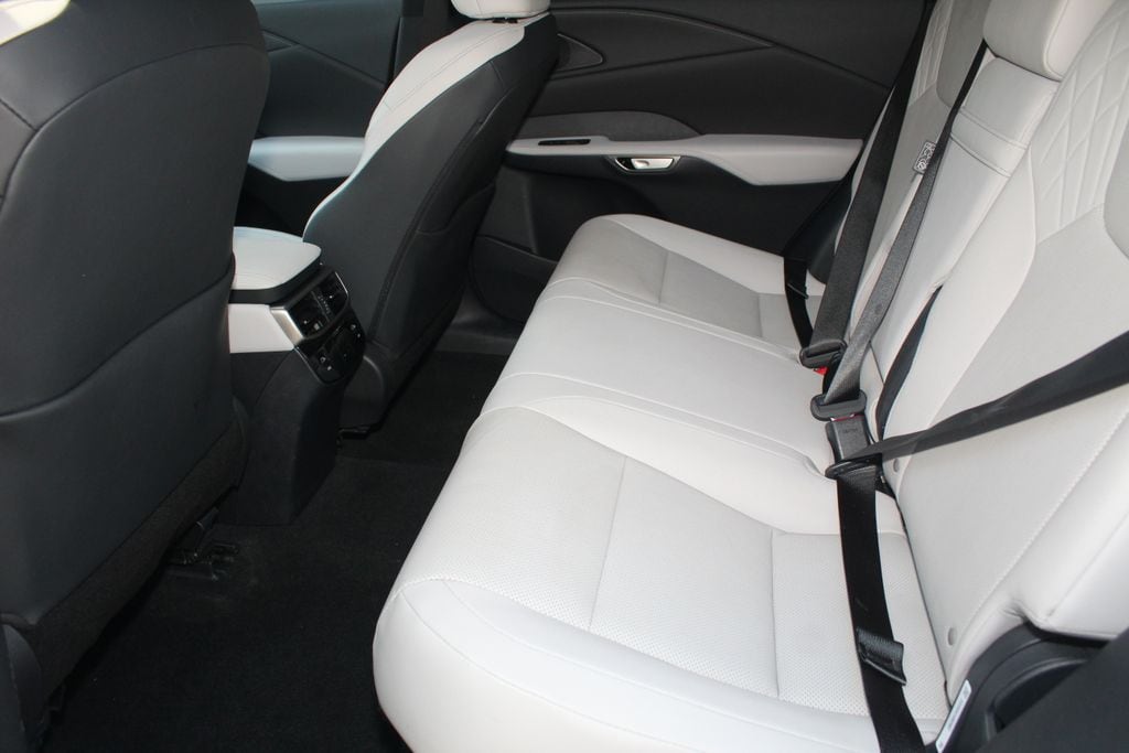 2024 Lexus RX 350 - Photo 25