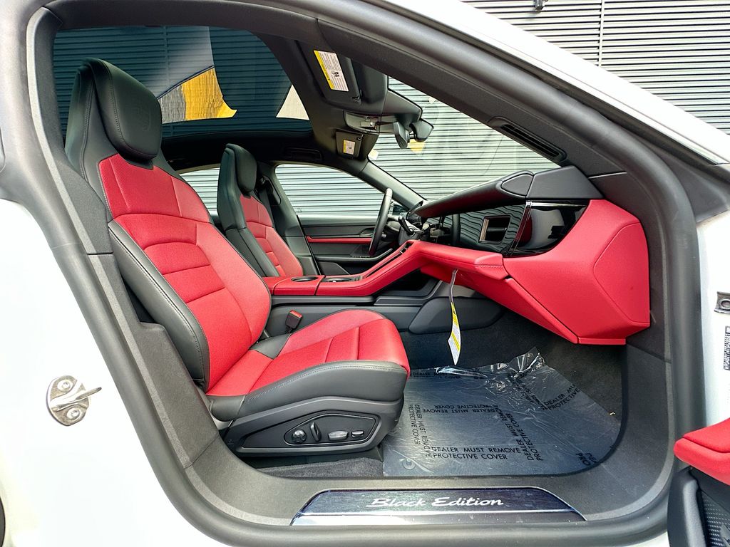 2026 Porsche Taycan S - Photo 30