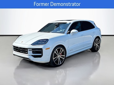 2026 Porsche Cayenne GTS SUV