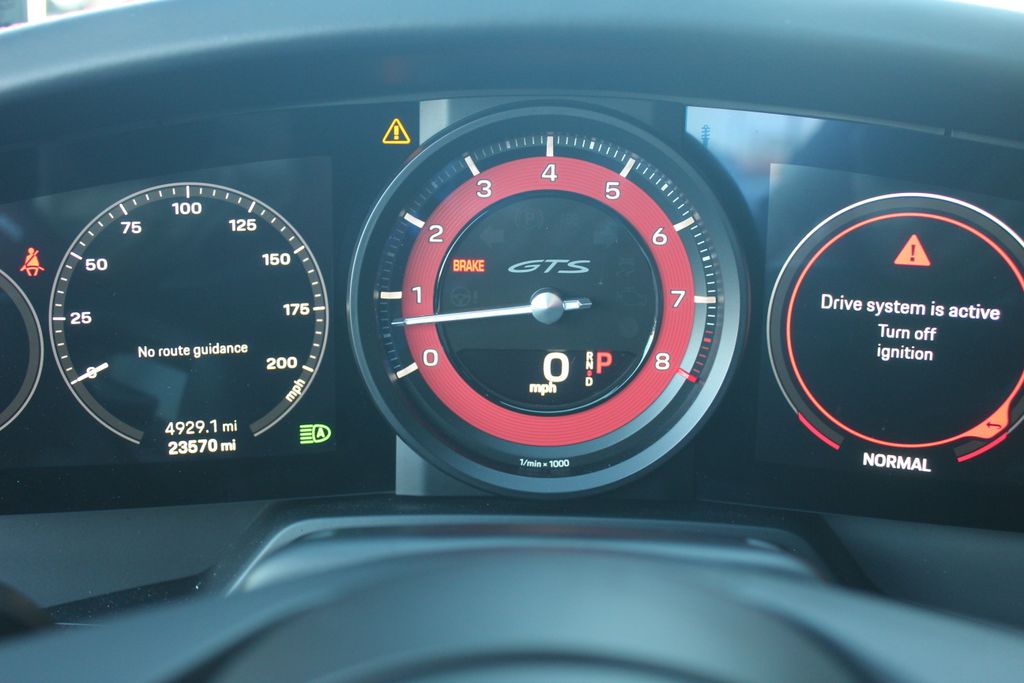 2024 Porsche 911 GTS - Photo 18