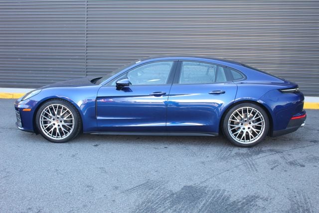 2026 Porsche Panamera Base - Photo 2