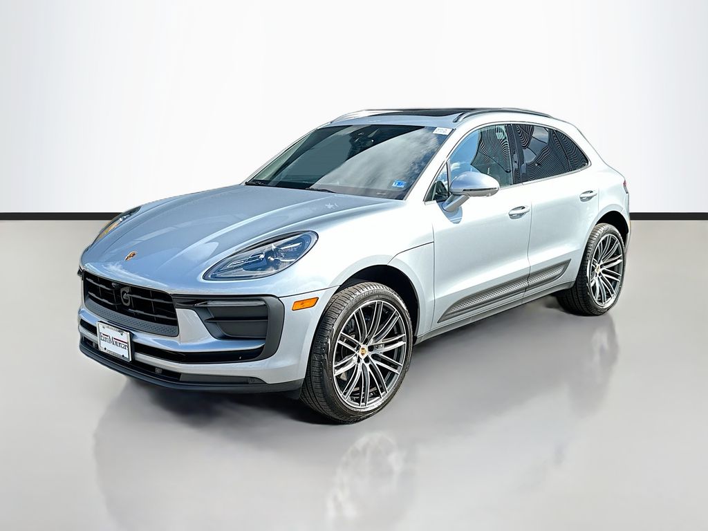 2026 Porsche Macan SUV 