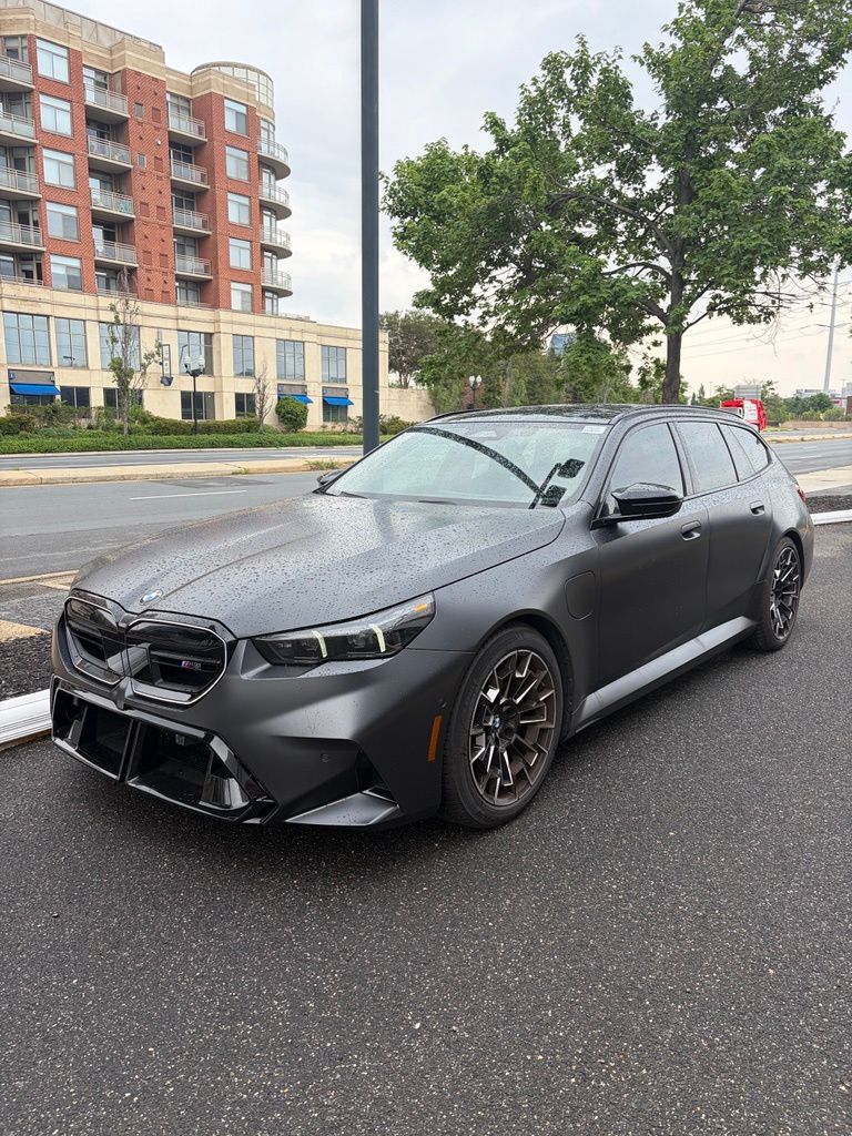 2025 BMW M5 M5 Touring's photo