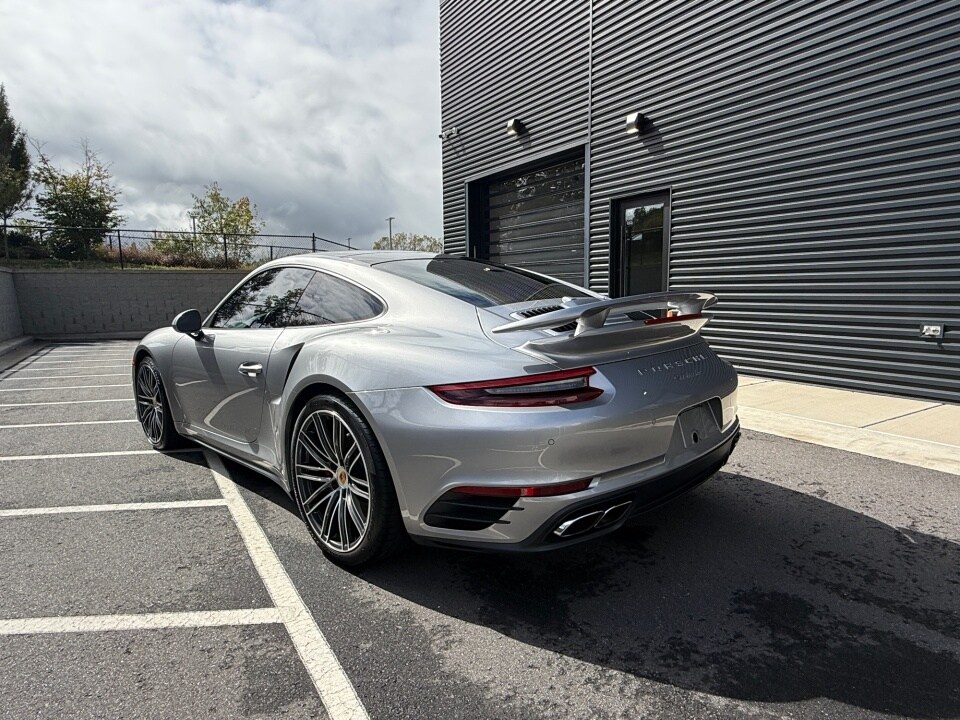 2019 Porsche 911 Turbo Coupe photo 3