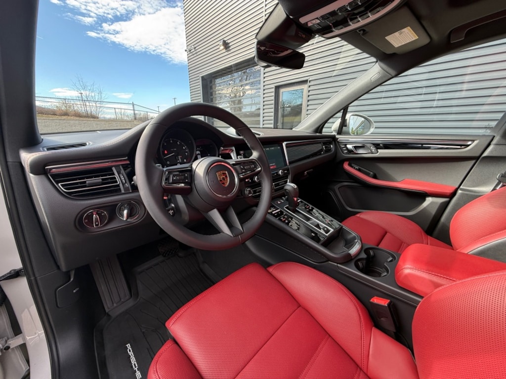 New 2026 Porsche Macan SUV