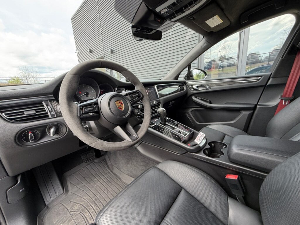 Used 2023 Porsche Macan S SUV