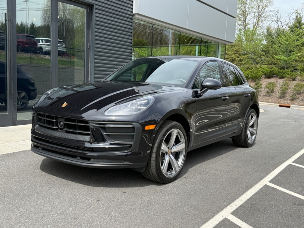 Used 2026 Porsche Macan T SUV