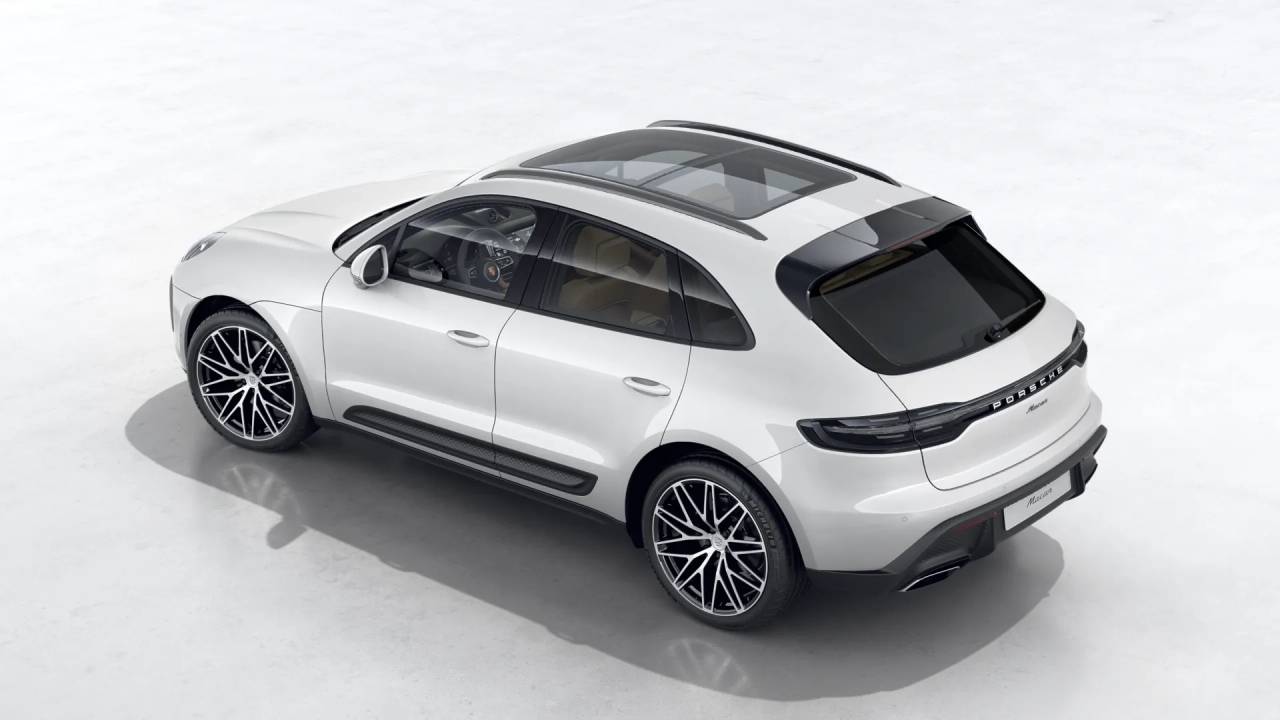 2026 Porsche Macan T photo 4