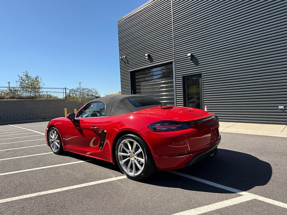 2018 Porsche Boxster S photo 3
