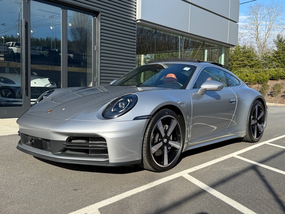 2025 Porsche 911's photo