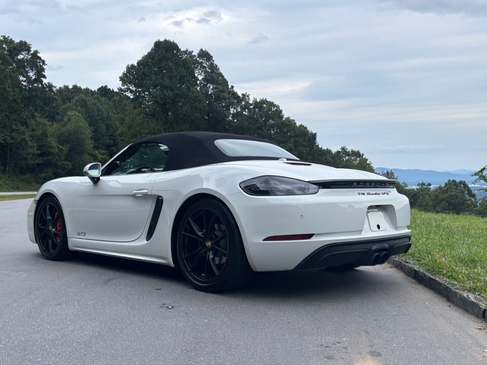 2018 Porsche Boxster GTS photo 3