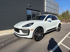 2026 Porsche Macan SUV
