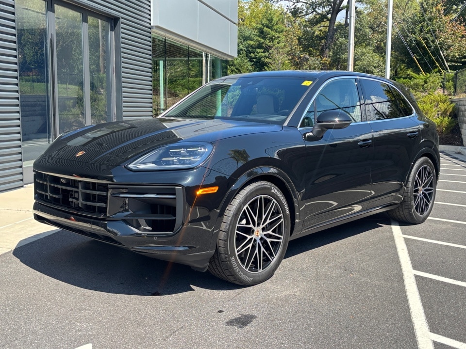 2025 Porsche Cayenne SUV 