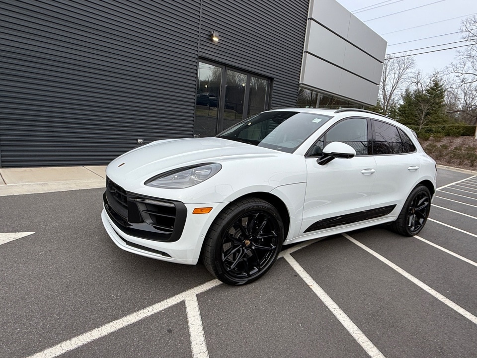 2024 Porsche Macan GTS's photo