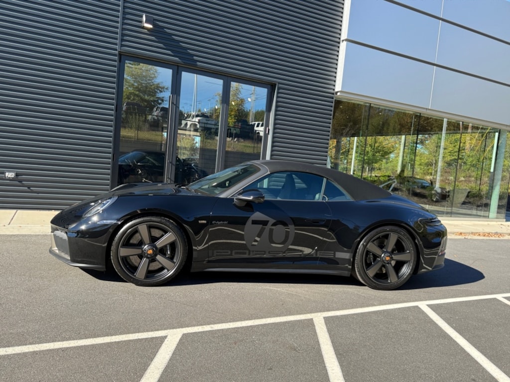 New 2026 Porsche 911 Carrera GTS Cabriolet Convertible