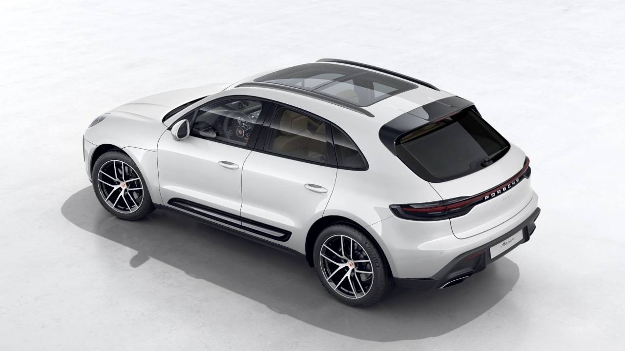 2026 Porsche Macan T photo 4