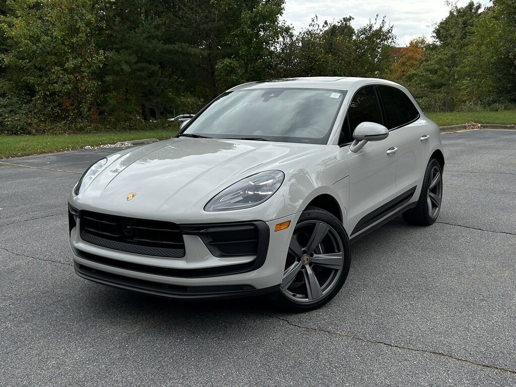 PreOwned 2024 Porsche Macan For Sale at Flow BMW VIN WP1AA2A57RLB06575