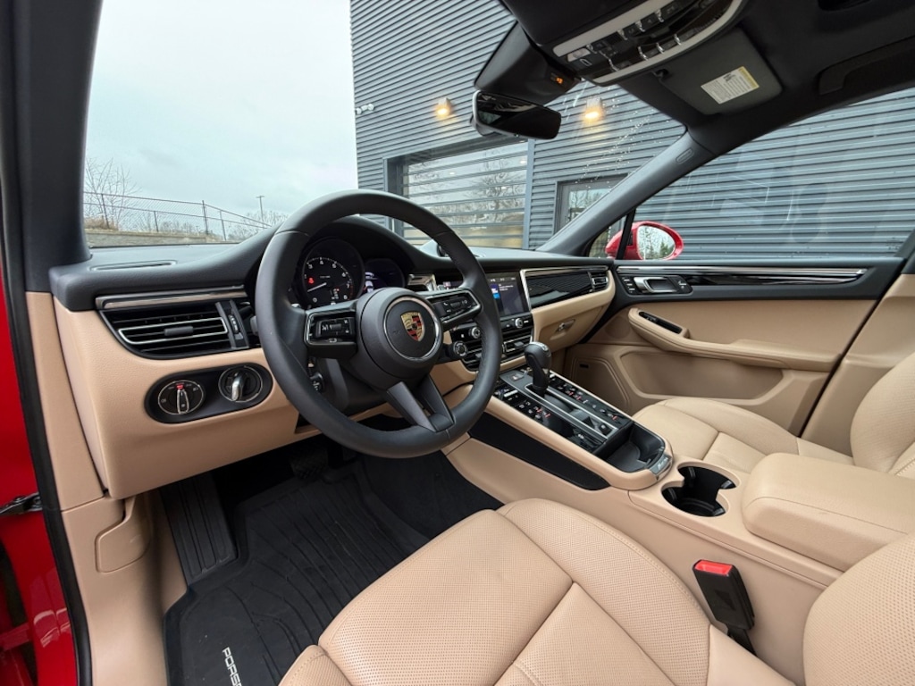 Certified 2025 Porsche Macan SUV