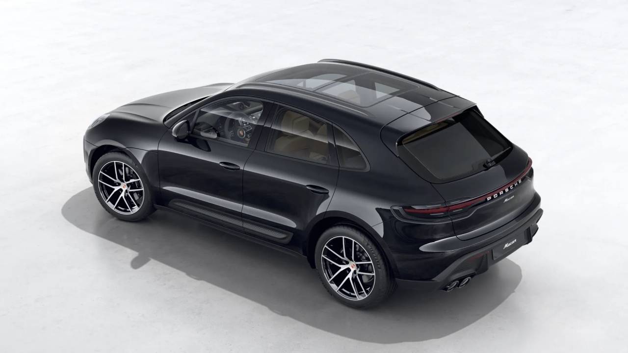 2026 Porsche Macan T photo 4