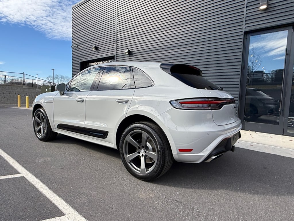 New 2026 Porsche Macan SUV