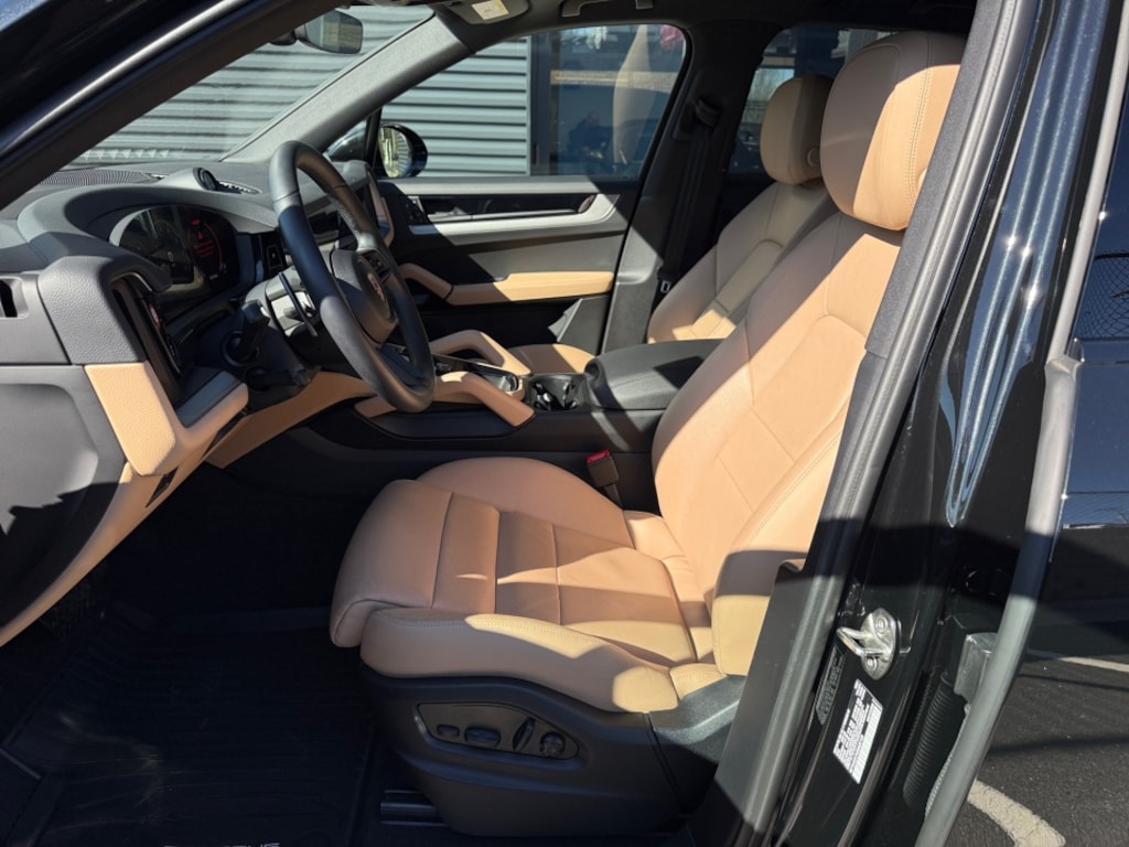 Certified 2025 Porsche Cayenne SUV