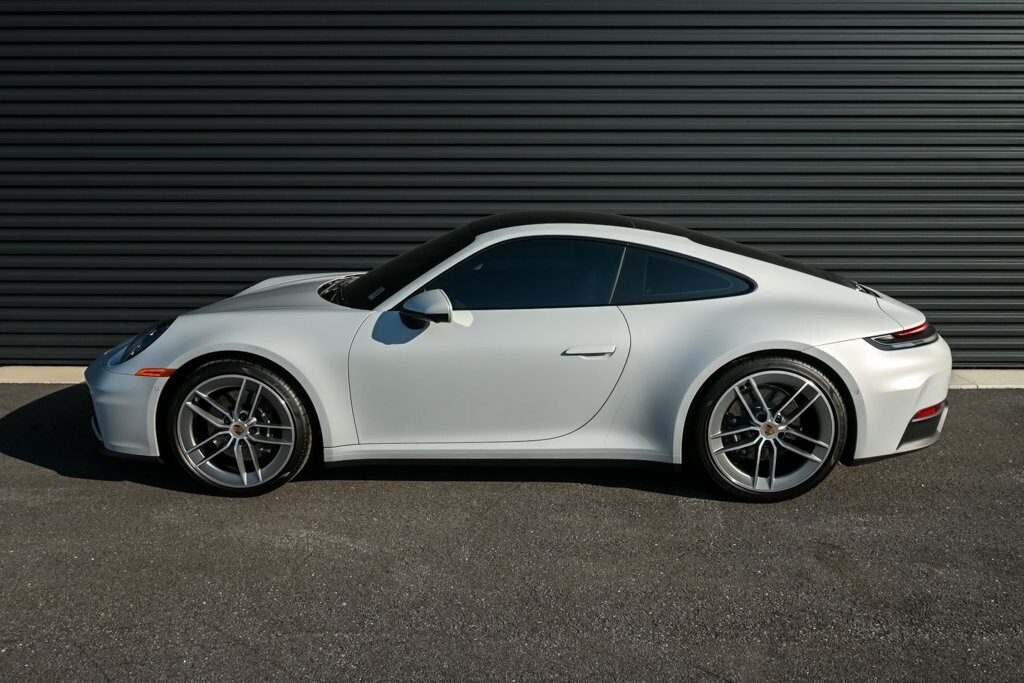 2025 Porsche 911 Coupe photo 2