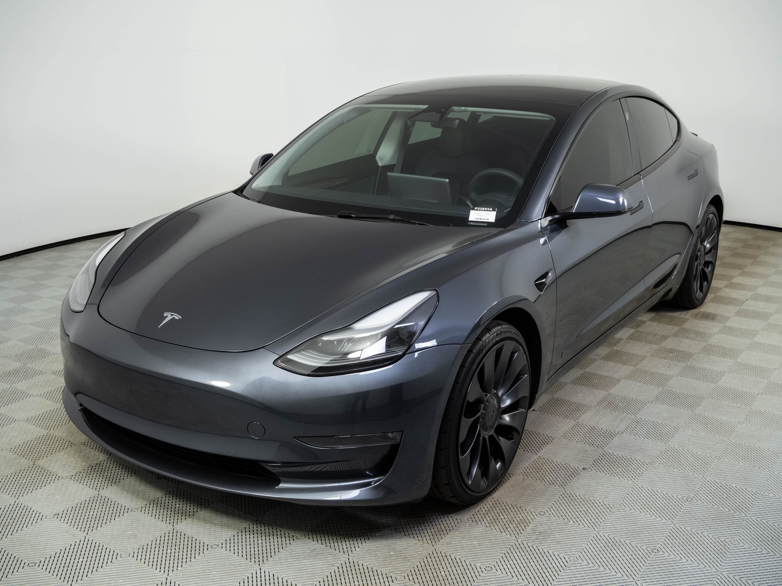 2023 Tesla Model 3 Performance's photo