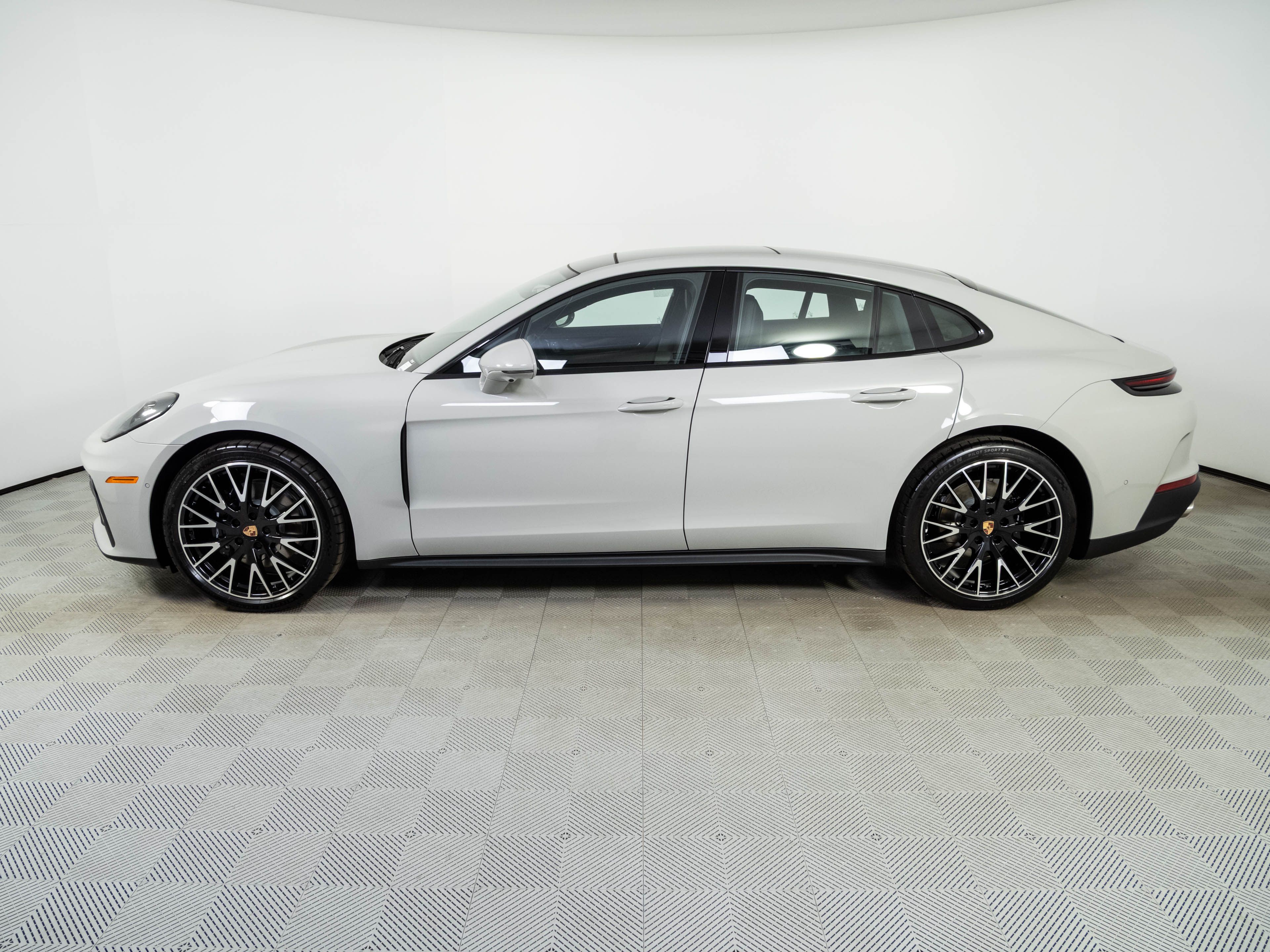 New 2026 Porsche Panamera Base Hatchback
