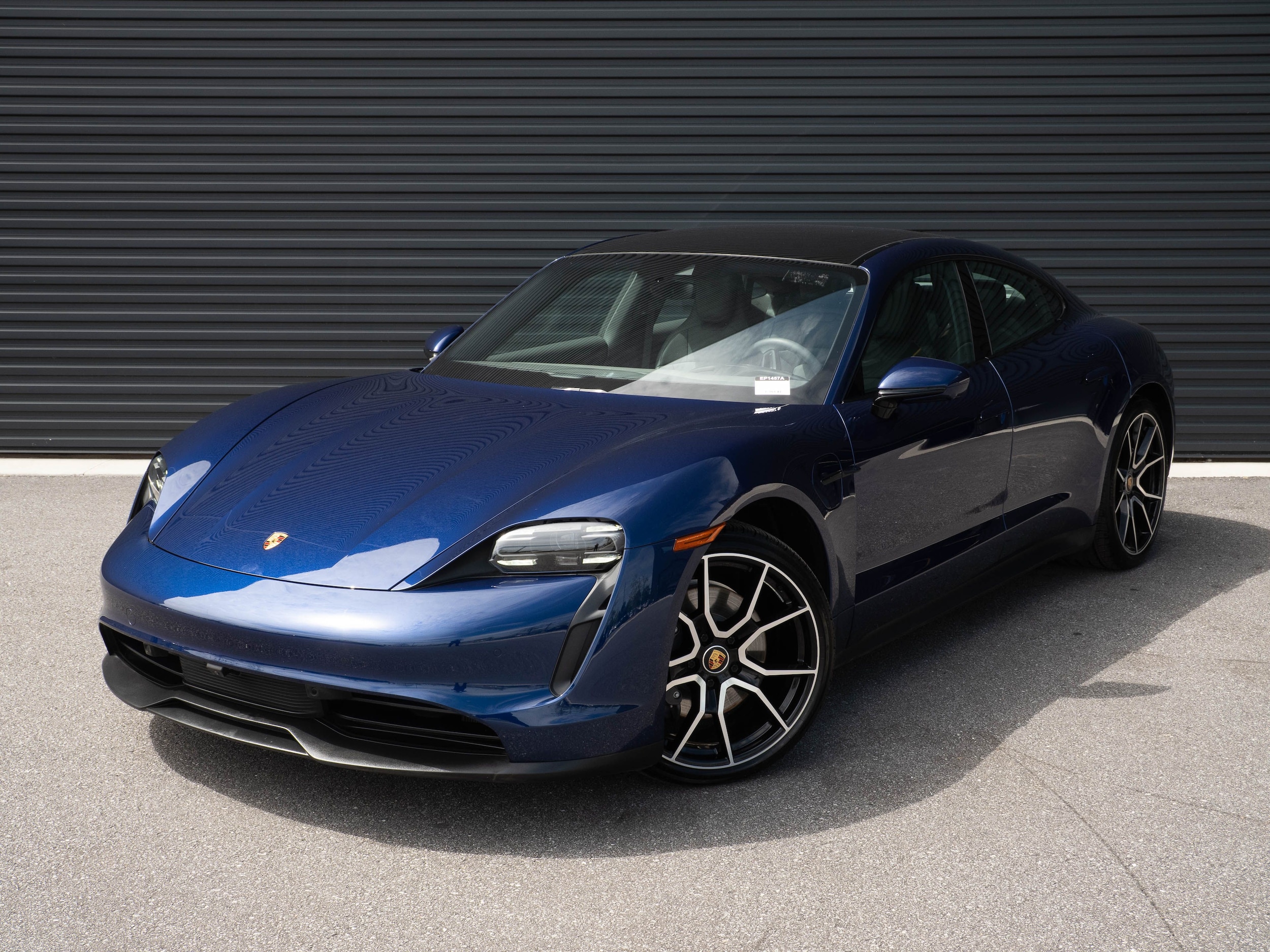 2023 Porsche Taycan -'s photo