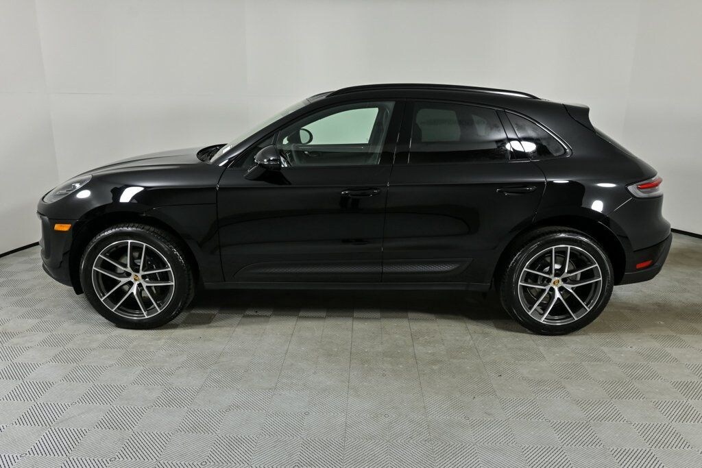 New 2026 Porsche Macan Base SUV