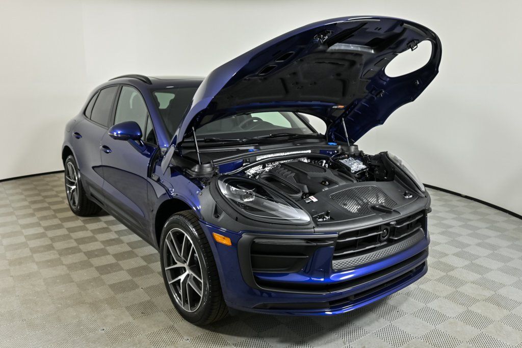 2026 Porsche Macan Base - Photo 34