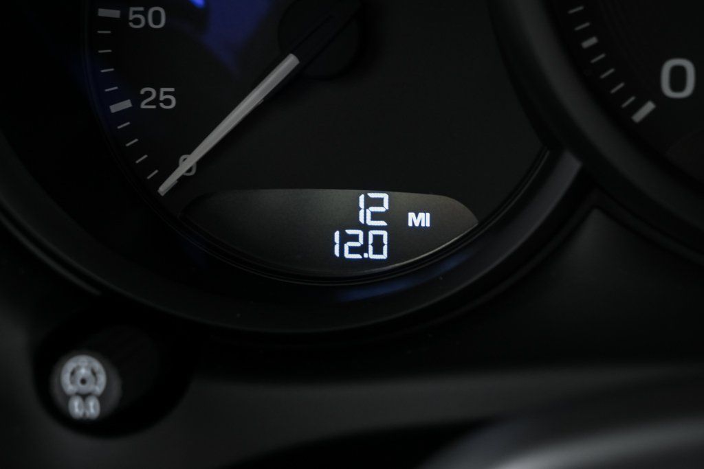 2026 Porsche Macan Base - Photo 12