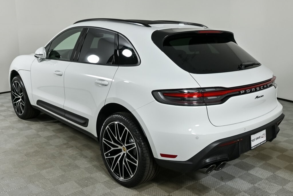 New 2026 Porsche Macan Base SUV
