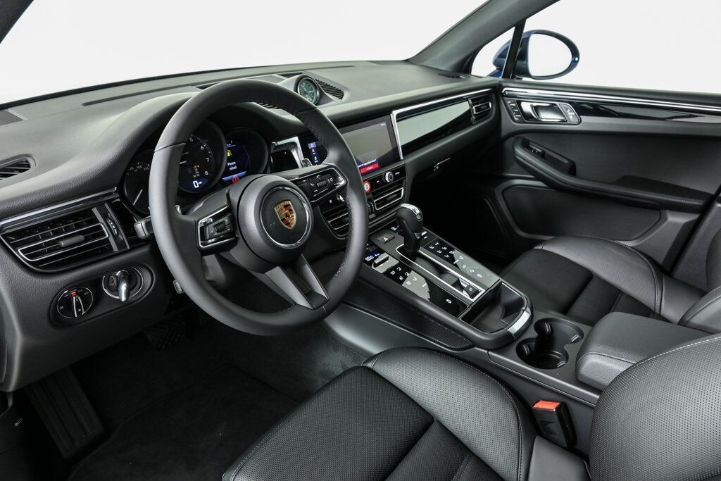 New 2026 Porsche Macan Base SUV