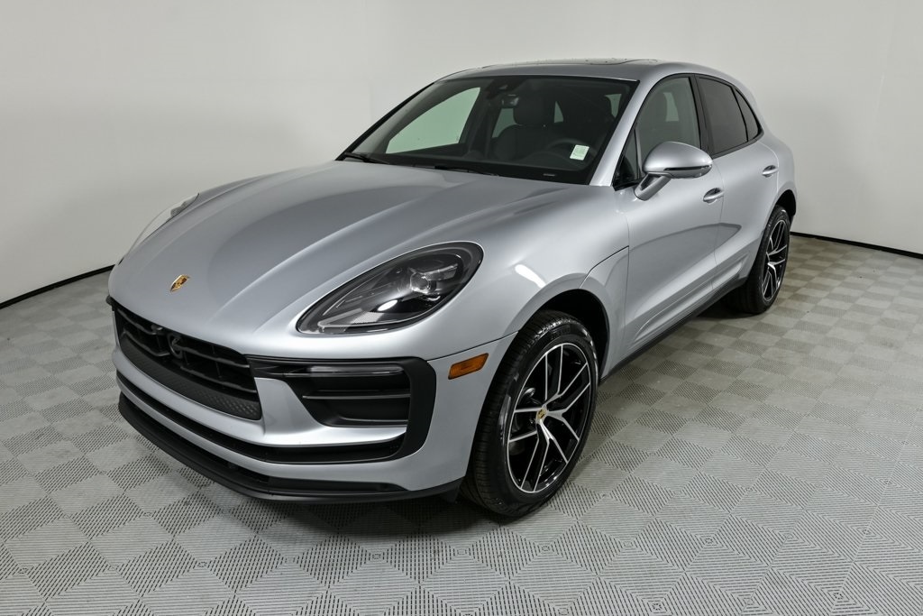New 2026 Porsche Macan Base SUV