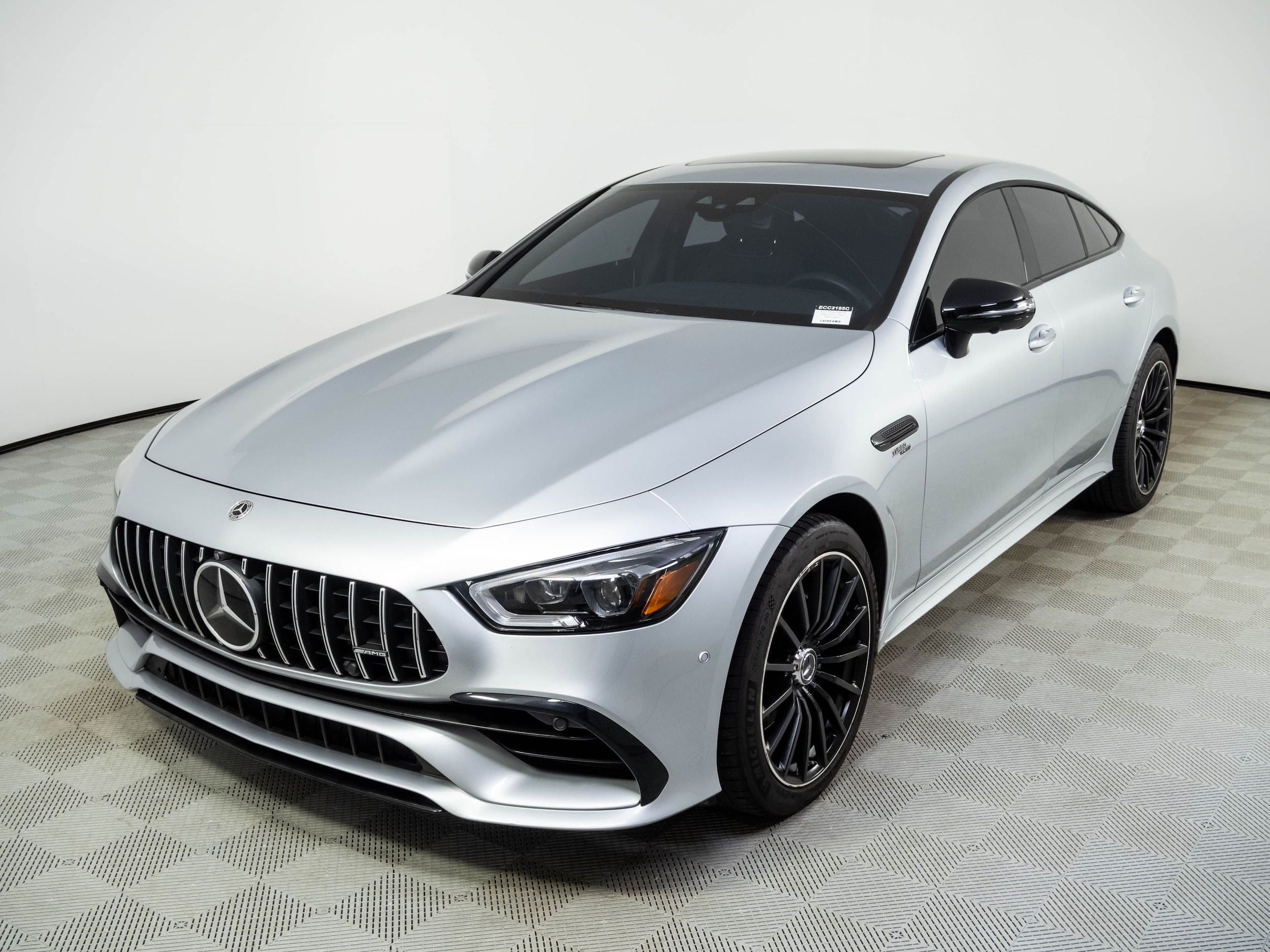 2022 Mercedes-Benz AMG GT 43's photo
