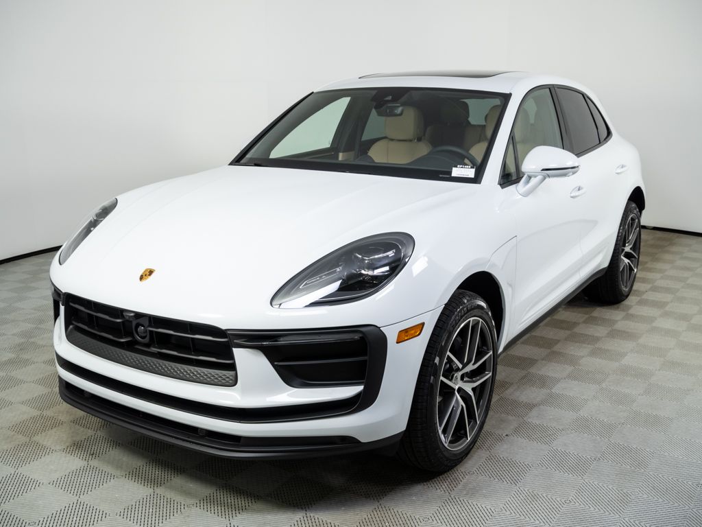 2026 Porsche Macan Base