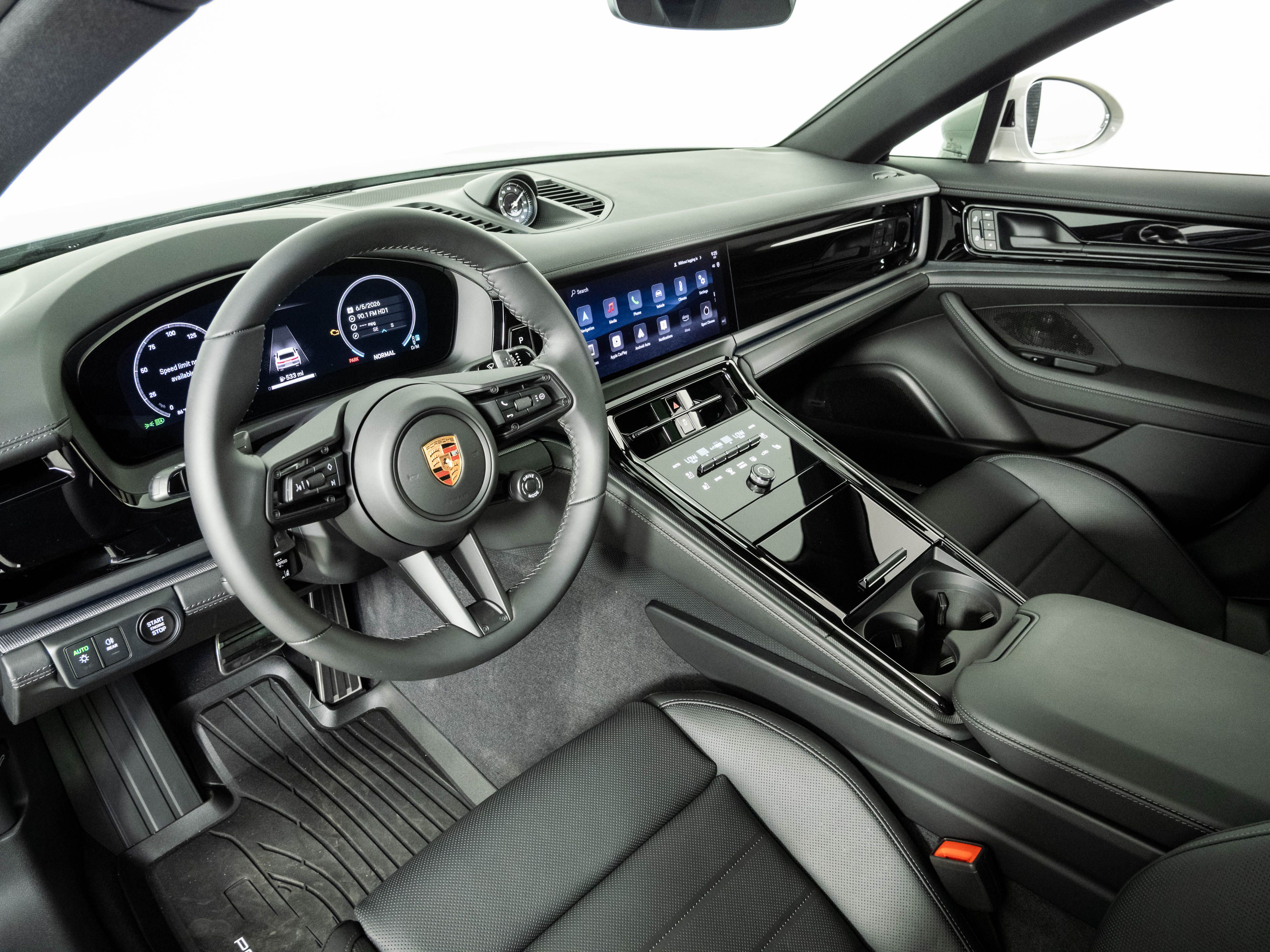 New 2026 Porsche Panamera Base Hatchback