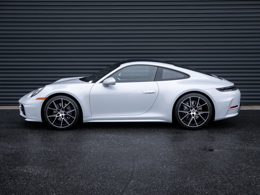 2025 Porsche 911 Coupe photo 2