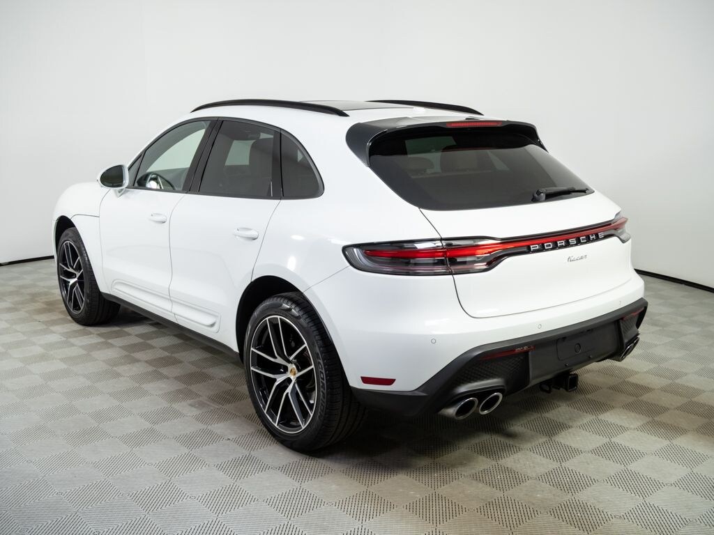 Certified 2024 Porsche Macan Base SUV