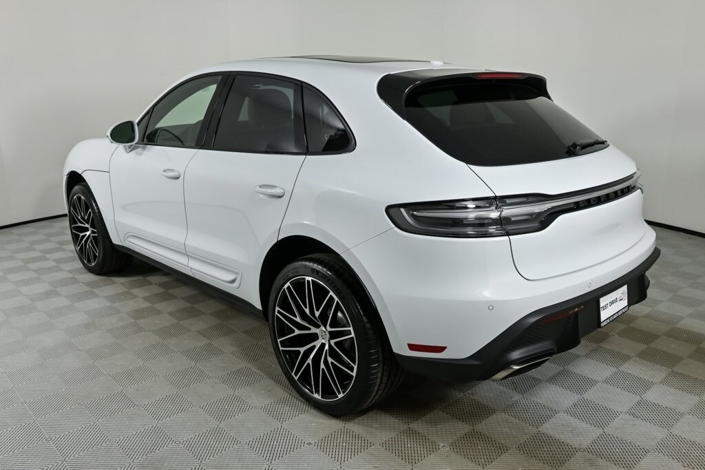 New 2026 Porsche Macan Base SUV